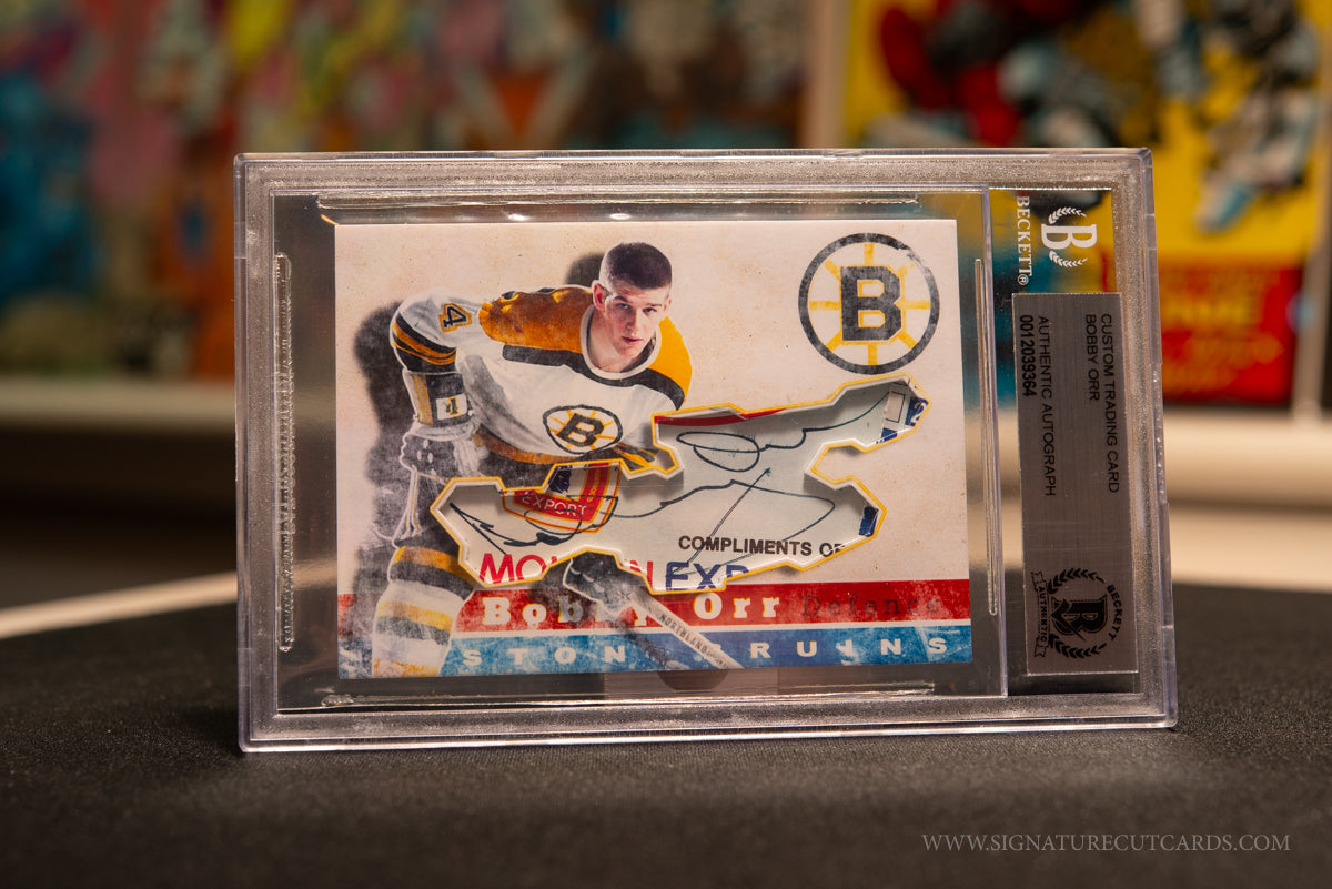 Bobby Orr Boston Bruins 1954 Topps Signature Cut Card Beckett Slabbed