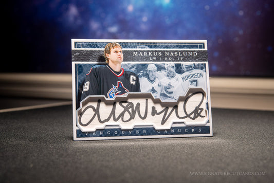 Markus Naslund Vancouver Canucks Expansion Era Signature Cut Card