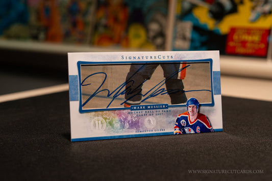 Mark Messier Edmonton Oilers HHOF Class of. Signature Cut Card