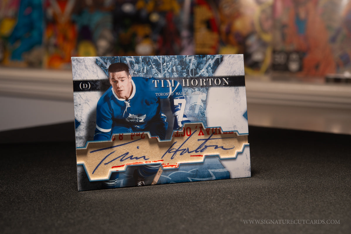 Tim Horton Toronto Maple Leafs Vintage Signature Cut Card