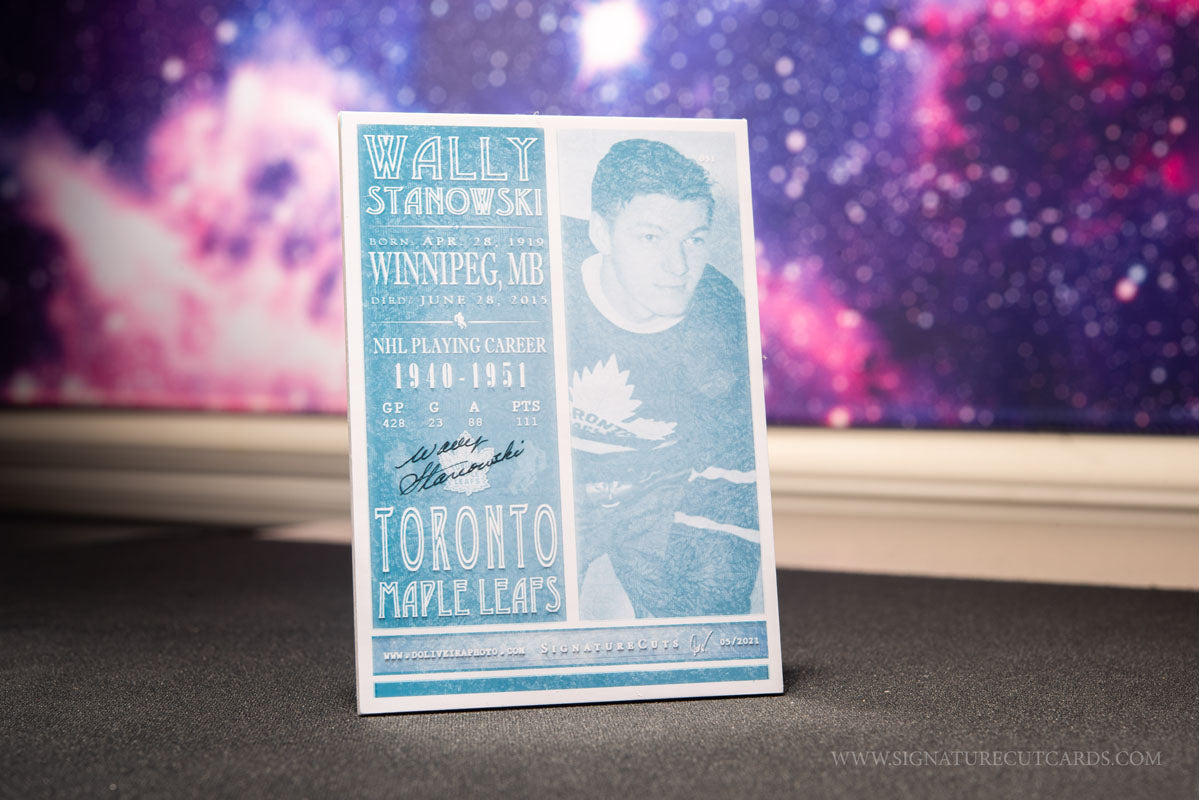 Wally Stanowski Toronto Maple Leafs Vintage Signature Cut Card