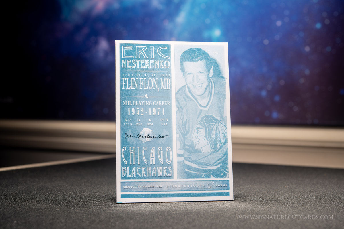 Eric Nesterenko Chicago Blackhawks Vintage Signature Cut Card