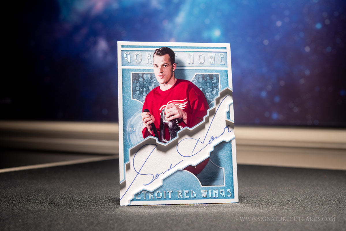 Gordie Howe Detroit Red Wings Vintage Signature Cut Card